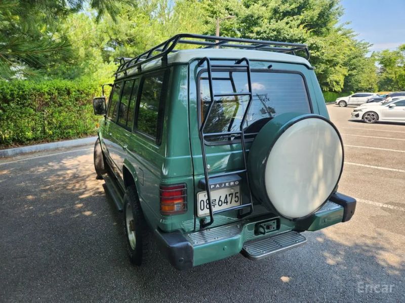 Hyundai Galloper