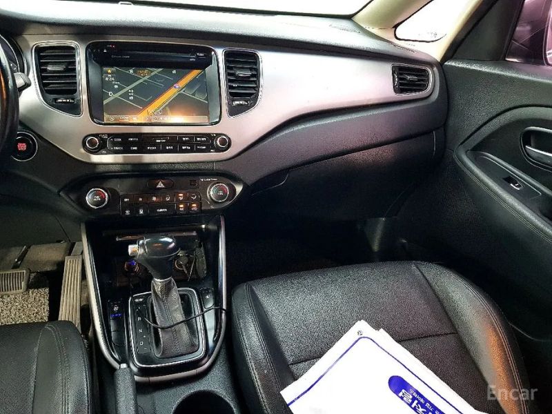 Kia Carens