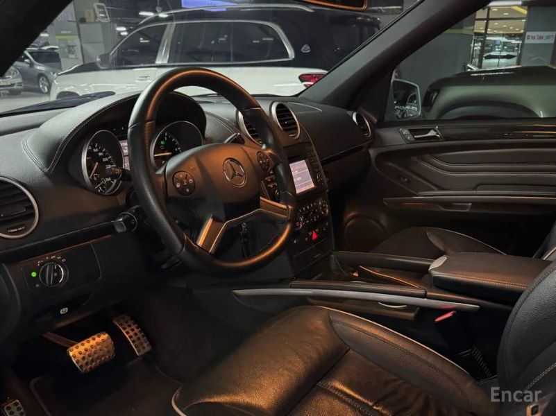 Mercedes-Benz M-class