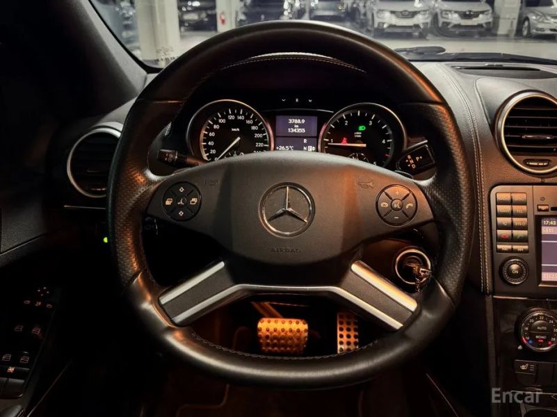 Mercedes-Benz M-class