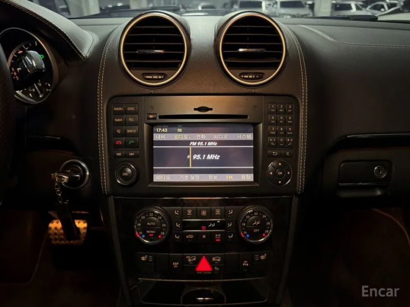 Mercedes-Benz M-class