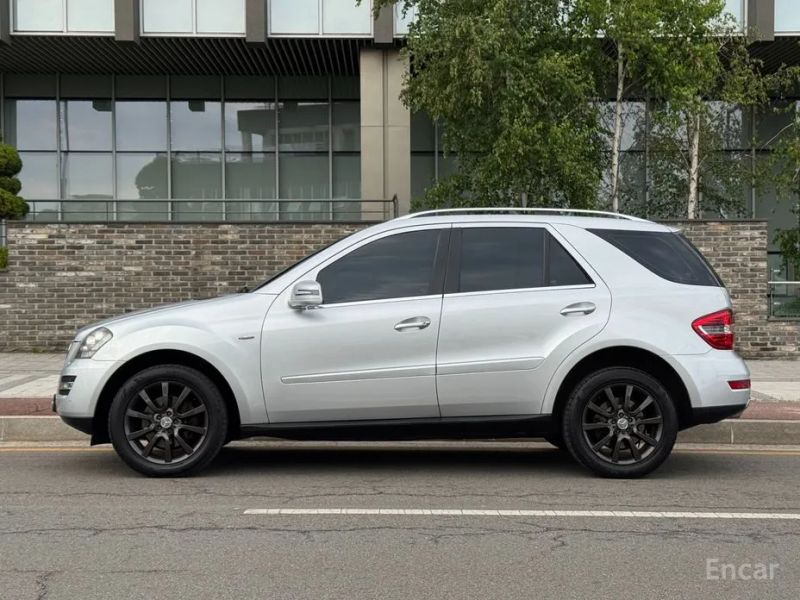 Mercedes-Benz M-class