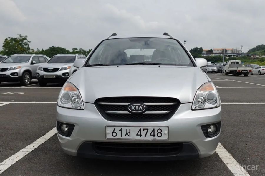 Kia Carens
