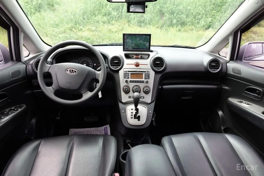 Kia Carens