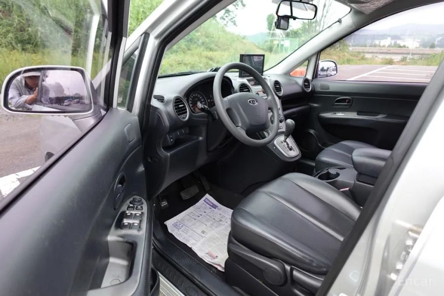 Kia Carens