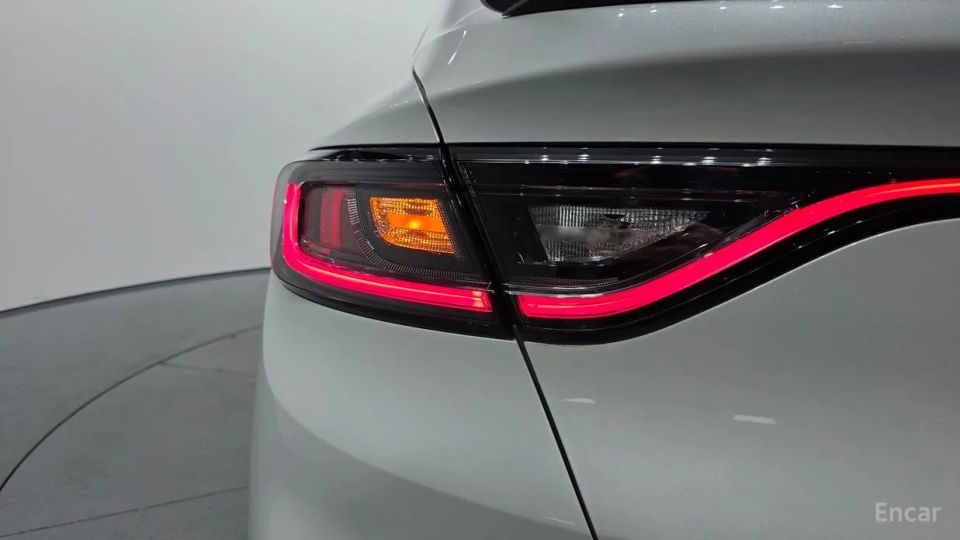 Renault-KoreaSamsung Arkana