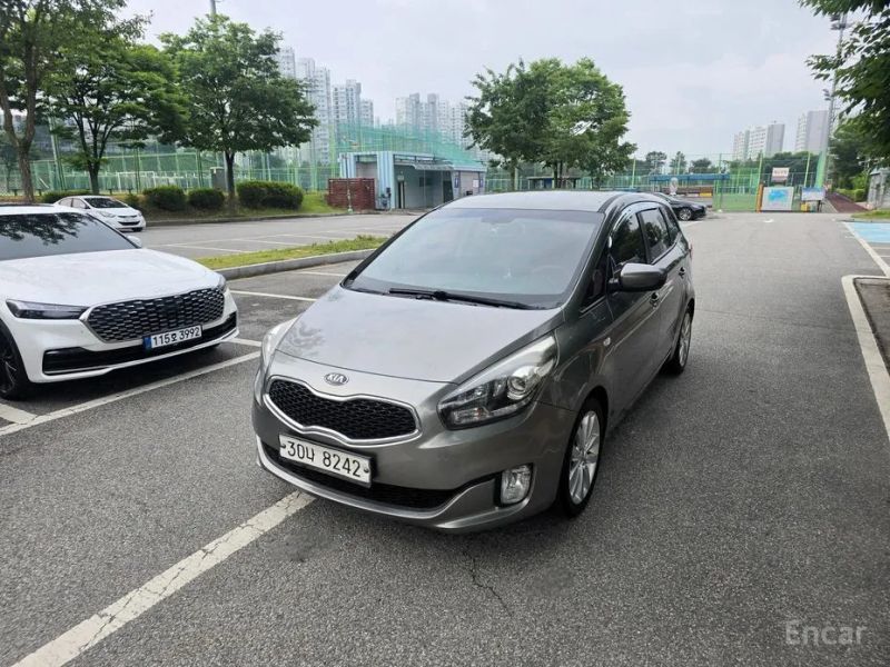 Kia Carens