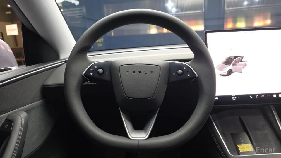 Tesla model-y