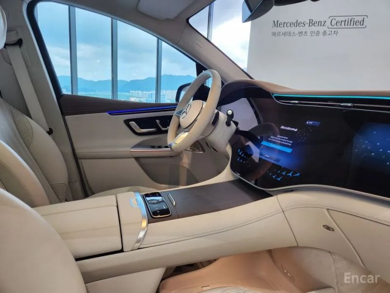 Mercedes-Benz EQE