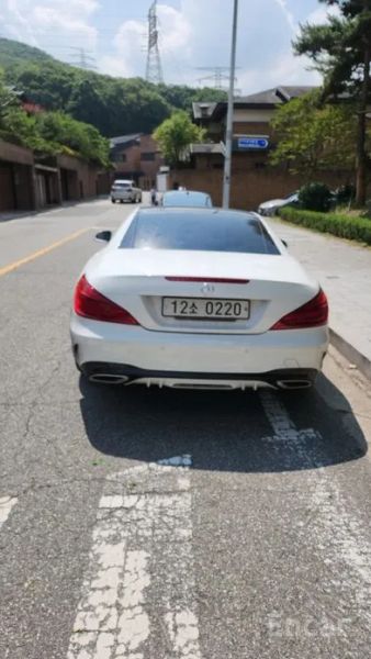 Mercedes-Benz SL-Class