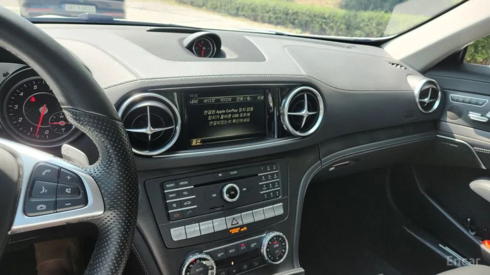 Mercedes-Benz SL-Class