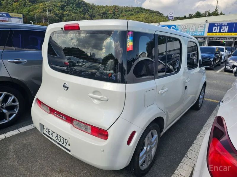 Nissan Cube