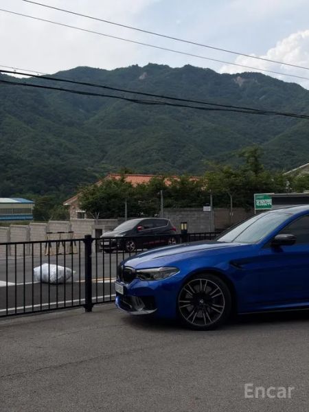 BMW M5