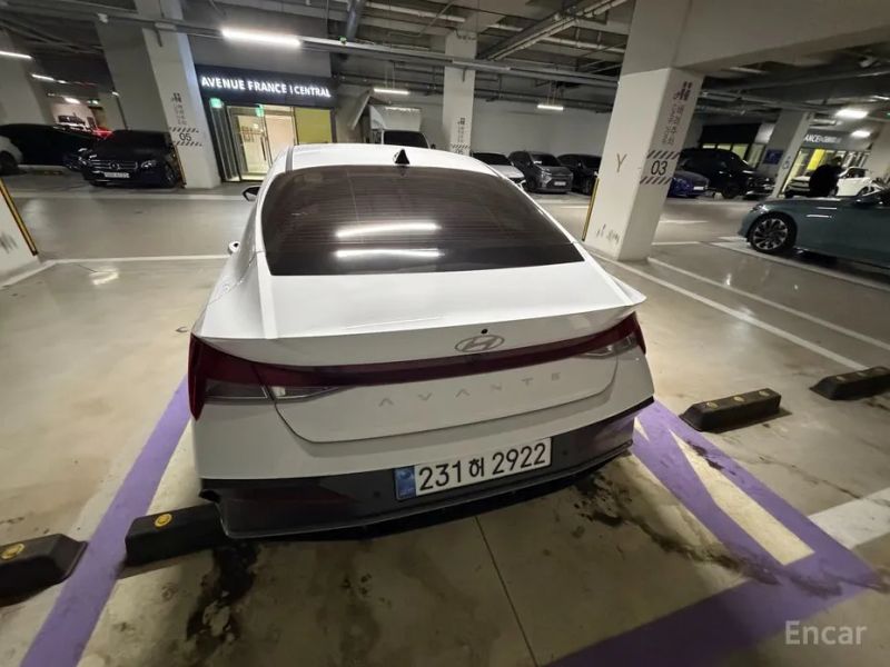 Hyundai AVANTE