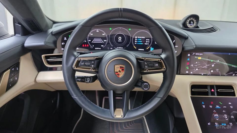 Porsche Taycan