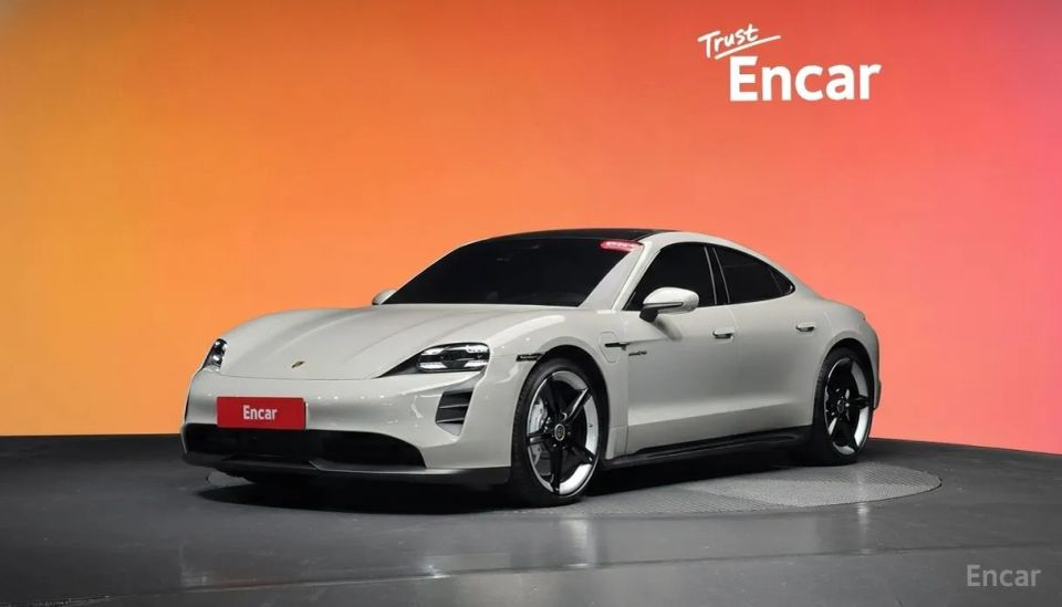 Porsche Taycan