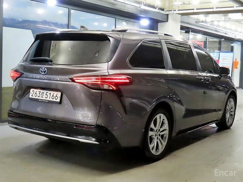 Toyota Sienna