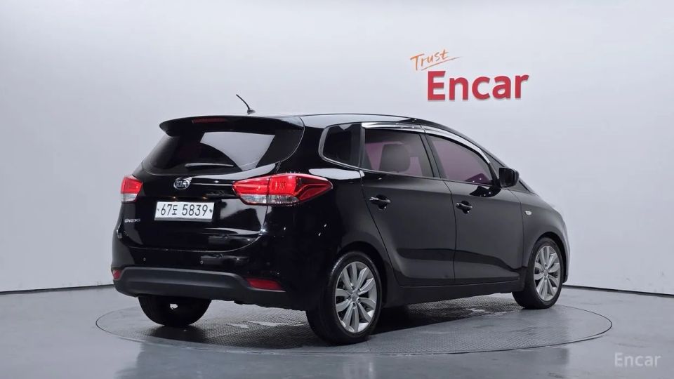 Kia Carens