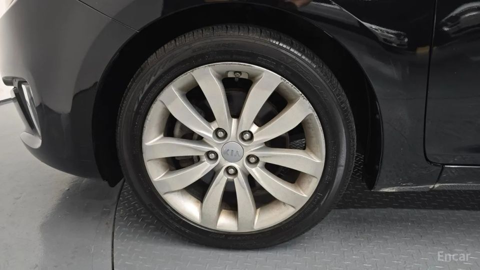 Kia Carens