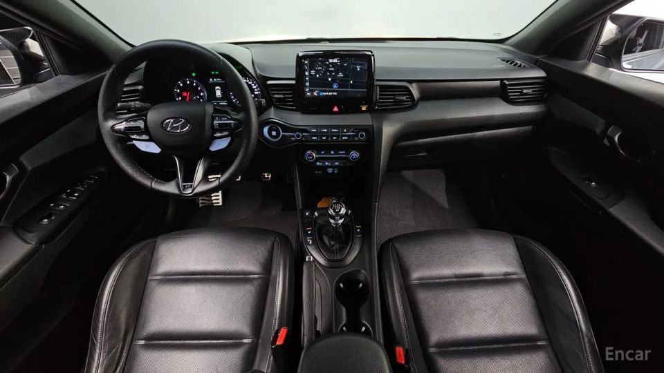 Hyundai Veloster