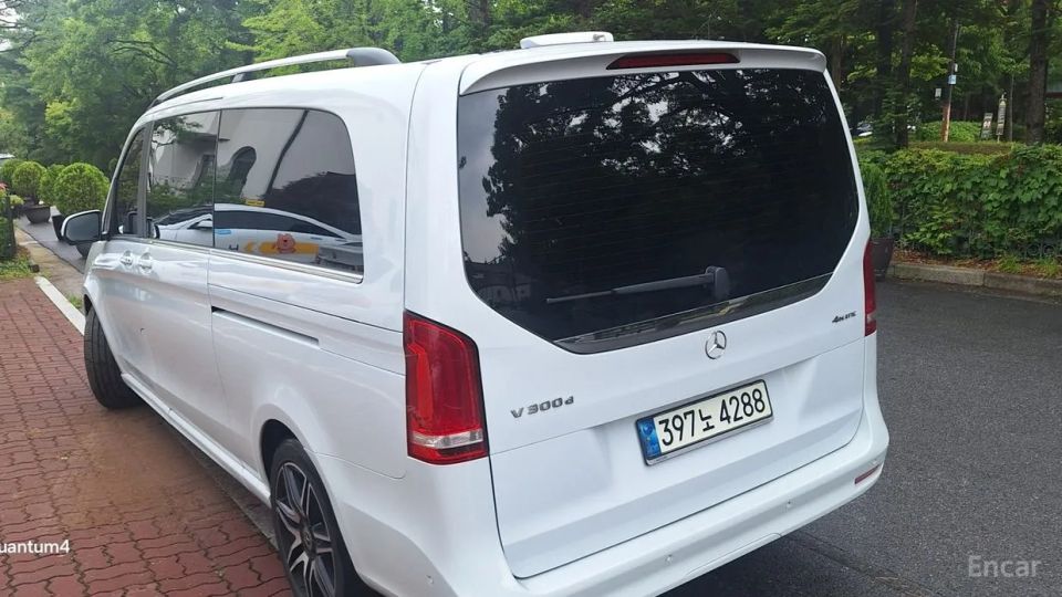 Mercedes-Benz V-Class