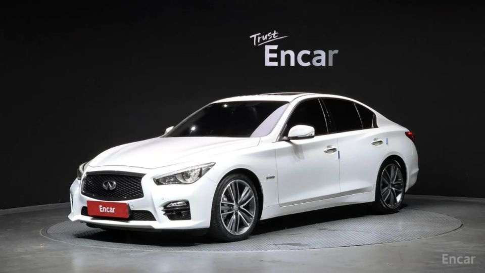 Infiniti Q50