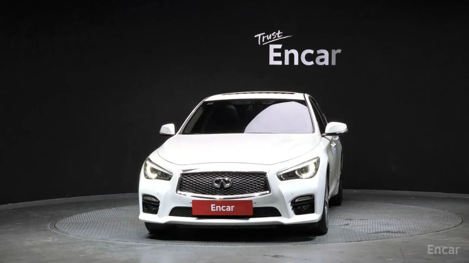 Infiniti Q50