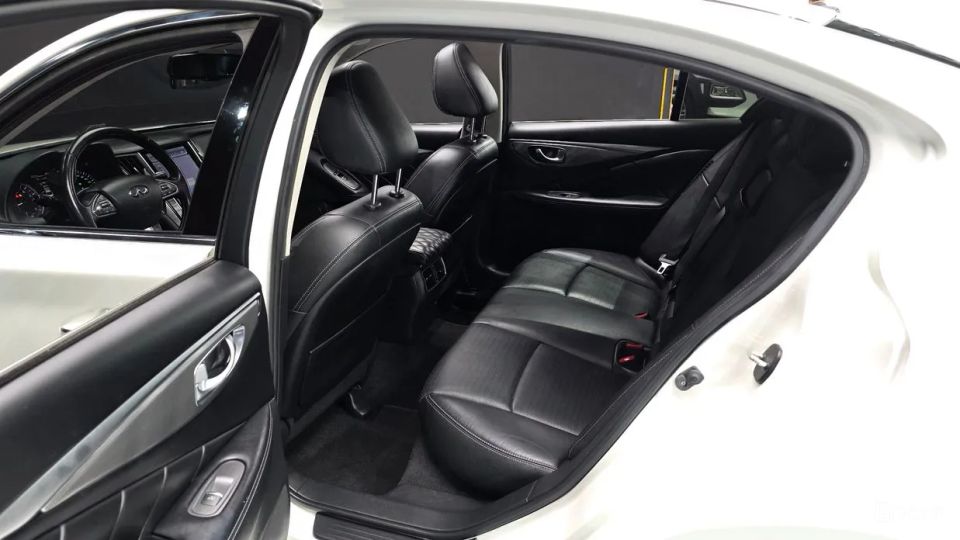 Infiniti Q50