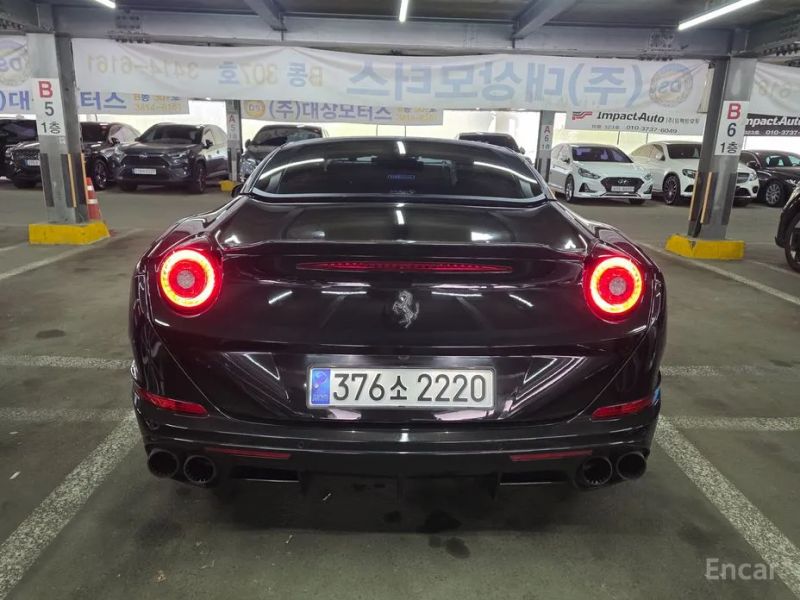 Ferrari California