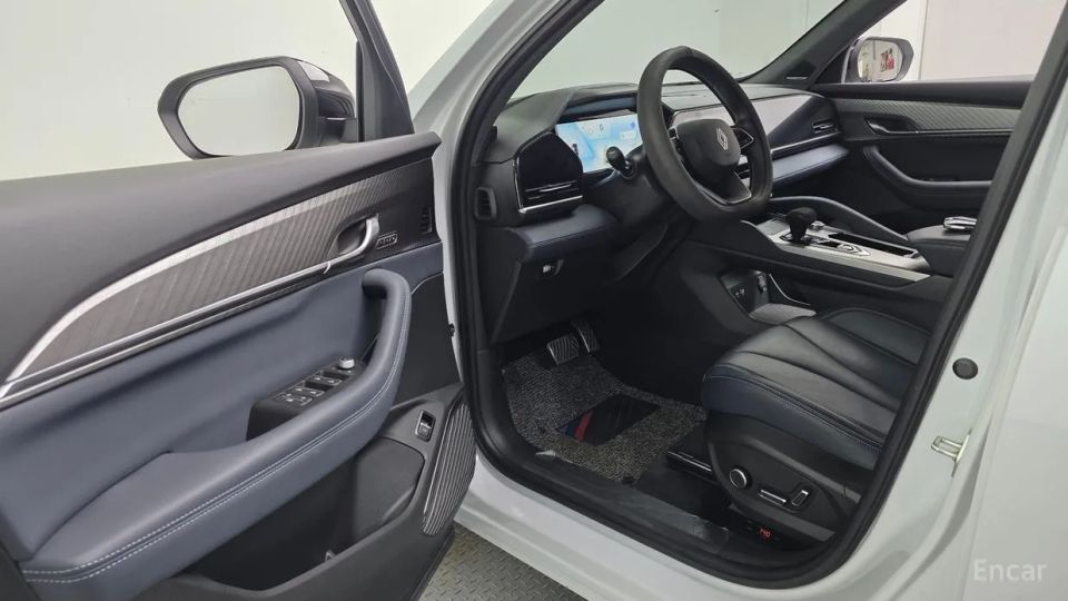 Renault-KoreaSamsung Grand Koleos