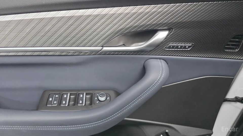Renault-KoreaSamsung Grand Koleos