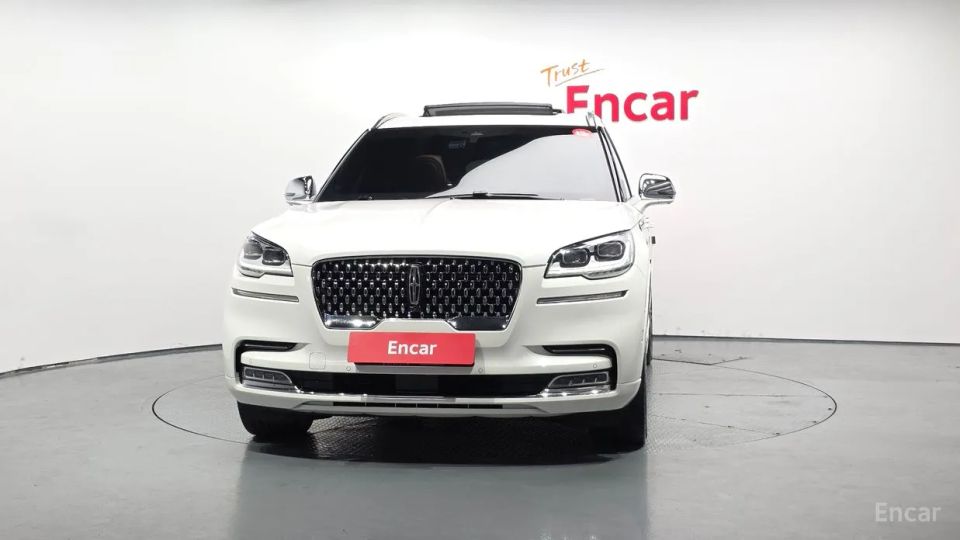 Lincoln Aviator