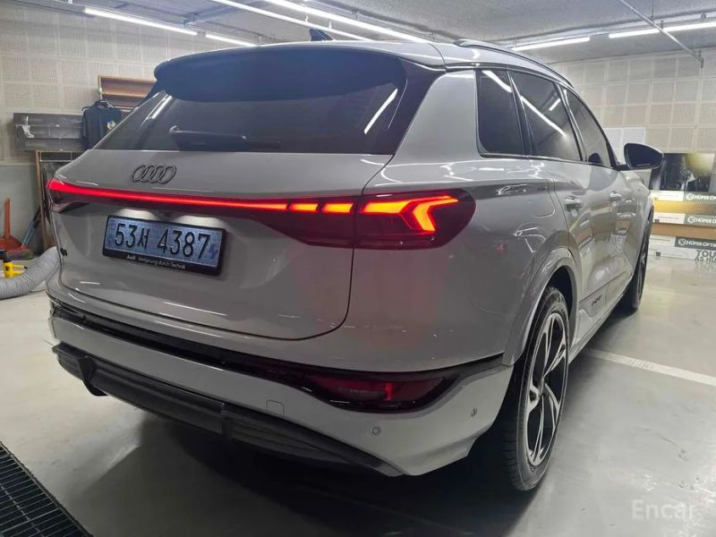 Audi Q6 e-tron