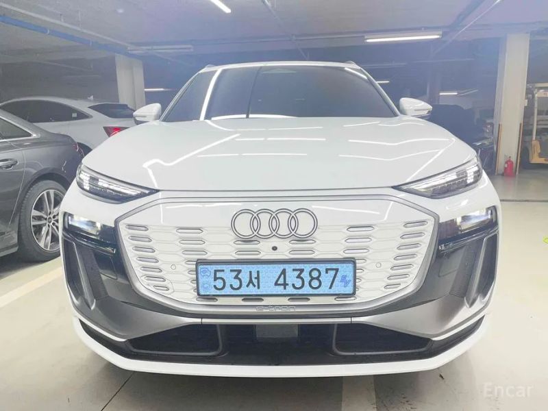 Audi Q6 e-tron