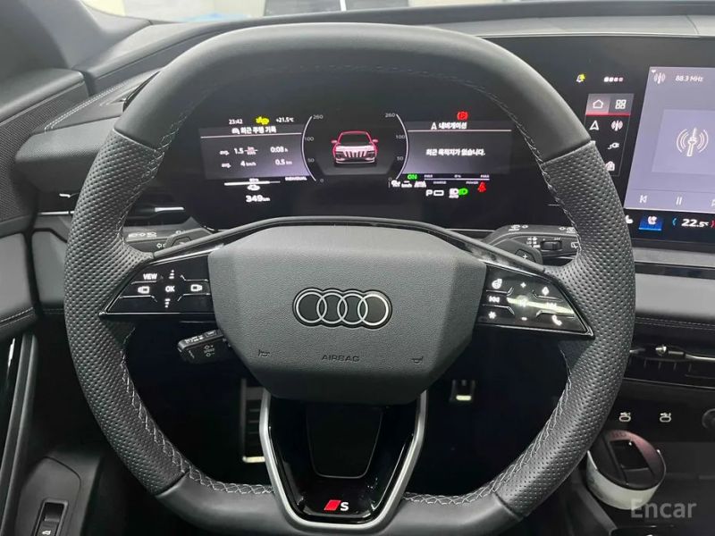 Audi Q6 e-tron