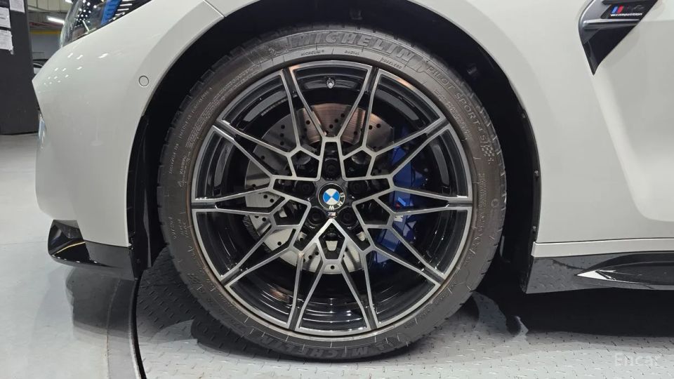 BMW M4
