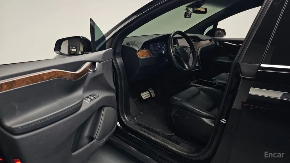 Tesla model-x