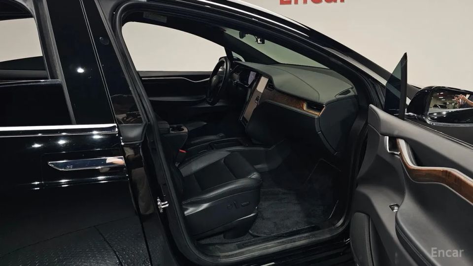 Tesla model-x