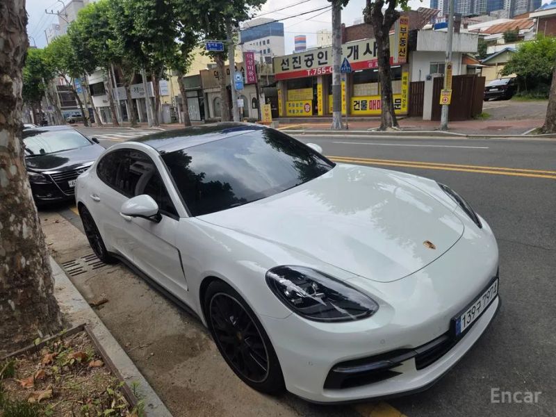 Porsche Panamera