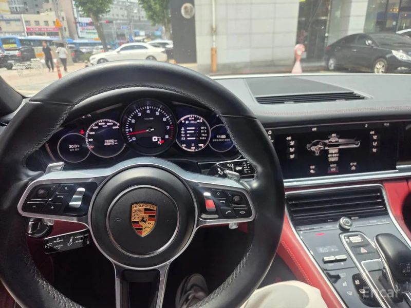 Porsche Panamera