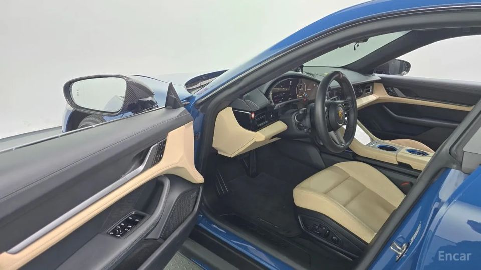Porsche Taycan