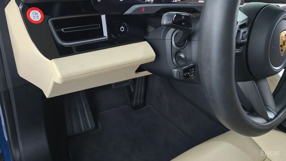 Porsche Taycan