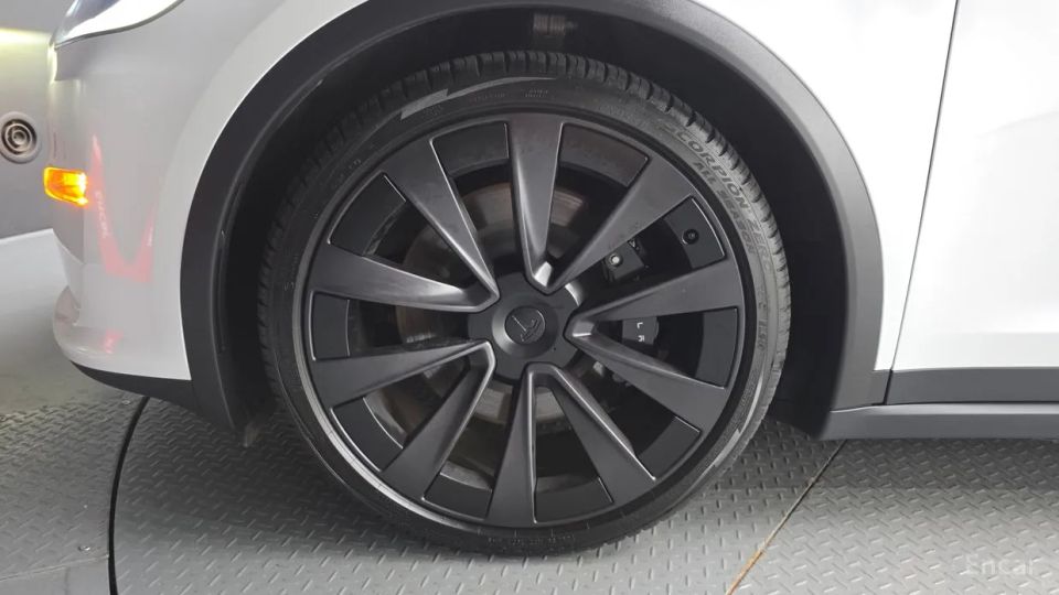 Tesla model-x