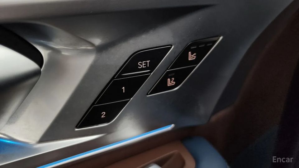BMW XM
