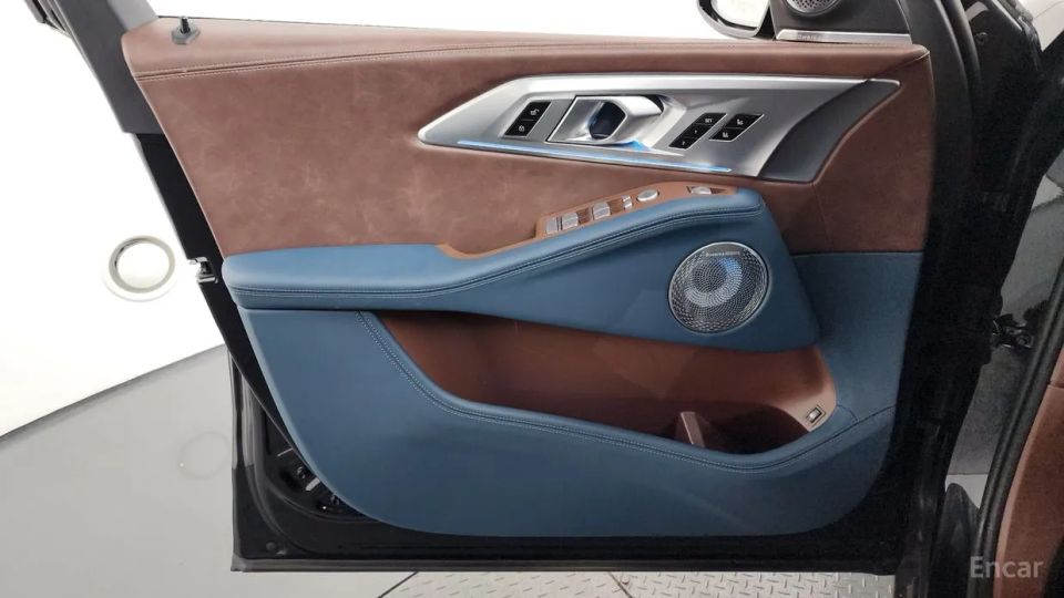BMW XM