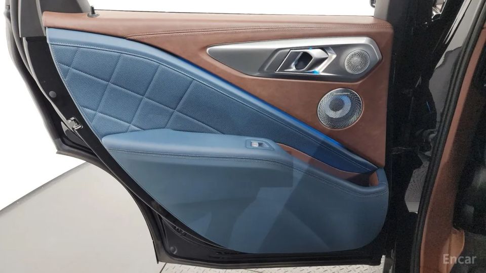 BMW XM