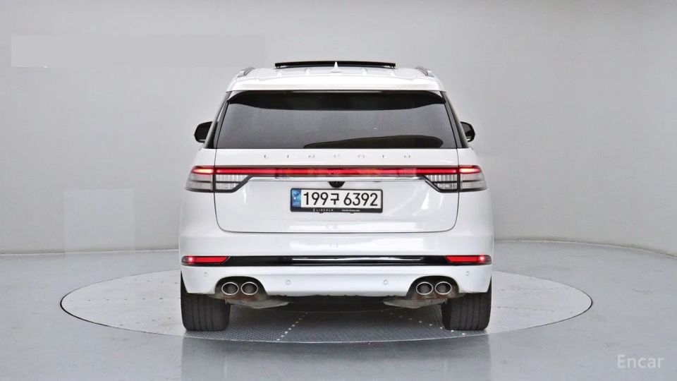 Lincoln Aviator