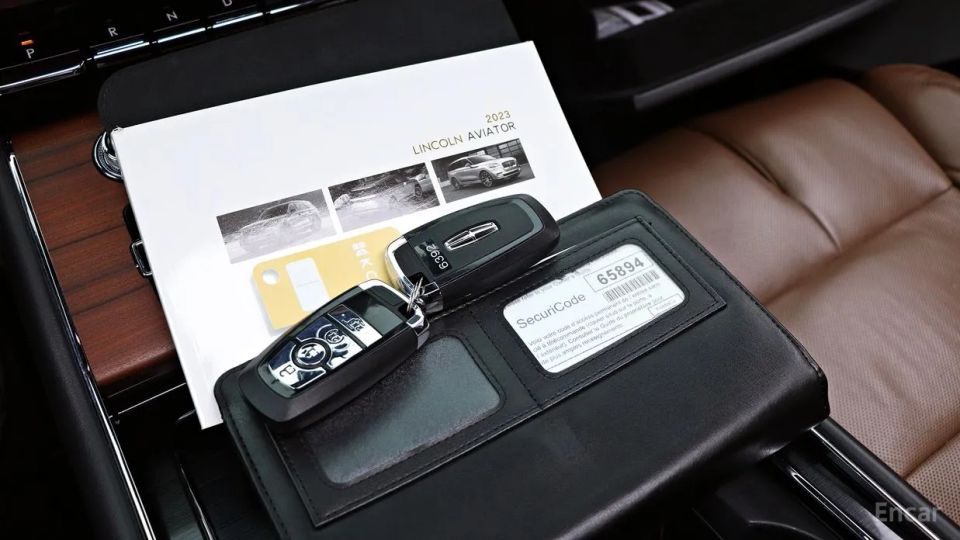 Lincoln Aviator