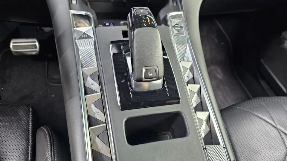 Citroen-DS DS7