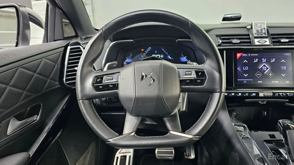 Citroen-DS DS7